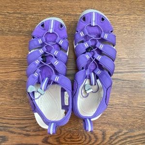 Keen women’s shoes